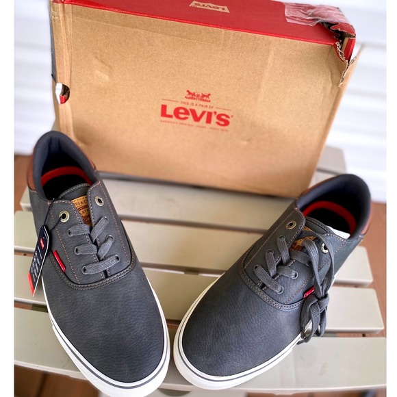 Levi's Ethan Casual‎ Sneakers Comfort Insoles Charcoal Tan Size 9.5 NWB - Picture 1 of 15